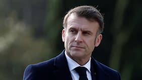 Video falso de un golpe de Estado en Francia pone al presidente Macron en choque directo con Facebook