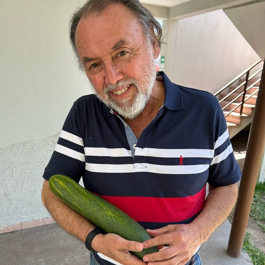 “Cuidando la buena memoria”: Don Carter celebró con un pepino el ...