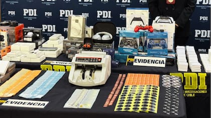 De controles de Playstation a teléfonos: Operativo en Meiggs incauta 80 mil productos tecnológicos falsificados