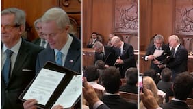 Con incómodo chascarro incluído: así fue la proclamación de José Antonio Kast como presidente electo