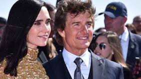 Tom Cruise arribó pilotando helicóptero a la premiere de Top Gun: Maverick