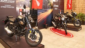 Lanzan motos de bajo consumo ante alza de combustibles: precios parten en $1.290.000