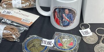 Artículos con la imagen de Pinochet