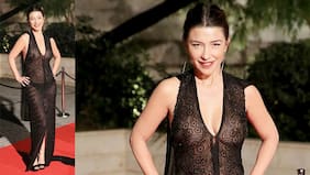 FOTOS! La transparencia frontal de Pancha Merino en la alfombra roja del Sanfic