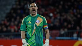 “Si uno tiene una conversación es porque hay un interés…”: Claudio Bravo reconoce que pudo llegar a Universidad Católica