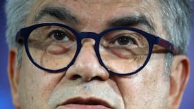 Mario Marcel terminó vacaciones y apareció a dar explicaciones por caso Corfo: acusó “reacciones destempladas” en año electoral