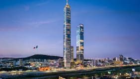 Sigue bajando en el ranking: La nueva torre que dejará al Costanera Center en el tercer lugar de Latinoamérica