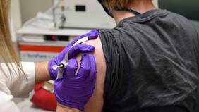 Pfizer presentará solicitud para uso de su vacuna en Chile