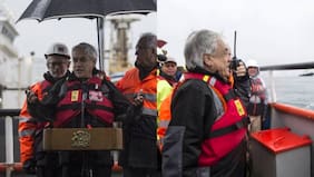 Alcaldes proponen consulta ciudadana para cambiar nombre del Puente Chacao por Sebastián Piñera
