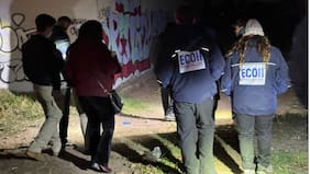 Testigo lo halló vivo, pero murió a los minutos: brutal asesinato de joven hallado desnudo en la Ruta 78 en Talagante