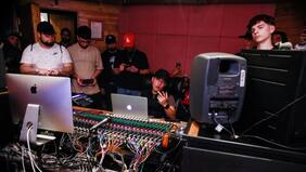 Para que no los hagan lesos: workshop de música urbana promete dejar fichas a jovenes artistas