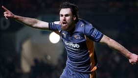 De los mejores pagados en su club: filtran el millonario sueldo de Ben Brereton en el Derby County