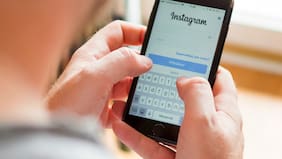 Ventas de Instagram y Facebook en la mira: Cómo el SII va a identificar a vendedores informales de internet