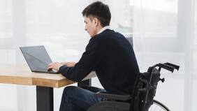 #Reprográmate: Lanzan 1.000 becas para aprender programación destinadas a personas en situación de discapacidad