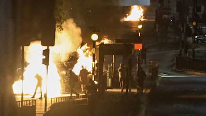 Día del Joven Combatiente: mujer venía de concierto de Soda Stereo y recibió balazo en el abdomen que la mantiene grave