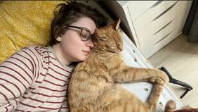 Mujer que compartía el día a día de su grave enfermedad en redes sociales publicó un meme antes de su eutanasia