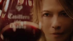 “Cachero del diablo”: conocida estrella del rock promociona vino chileno