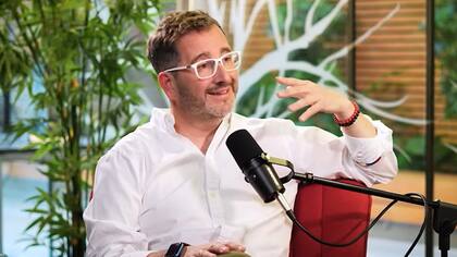 “La señora se agacha…”: Eduardo Fuentes reveló inesperada situación que vivió en un “baño de hoyo” en el Tíbet