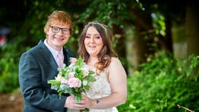 Fanática de Ed Sheeran contrae matrimonio con doble del cantante