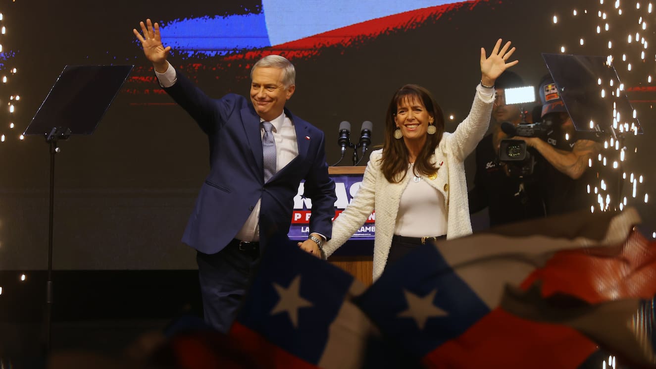 José Antonio Kast agradeció a Kaiser, Matthei y hasta Parisi en su primer discurso: “Ganó Chile”