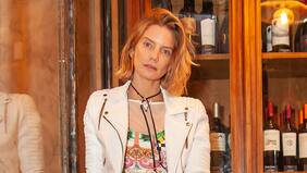 “Elijo mal, galla… No le puedo a echar la culpa a los hombres”: la autocrítica amorosa de Javiera Acevedo