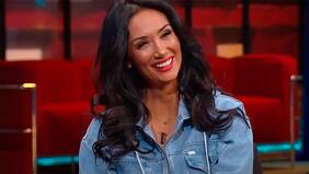 "Si usted tiene una empresa y quiere contratar a alguien que no sabe si va a llegar a fin de mes, esa persona es Pamela Díaz...", bromea el periodista Sergio Rojas