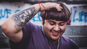 “El reparador de corazones”: Killua97, el cantante urbano que transforma el dolor en música