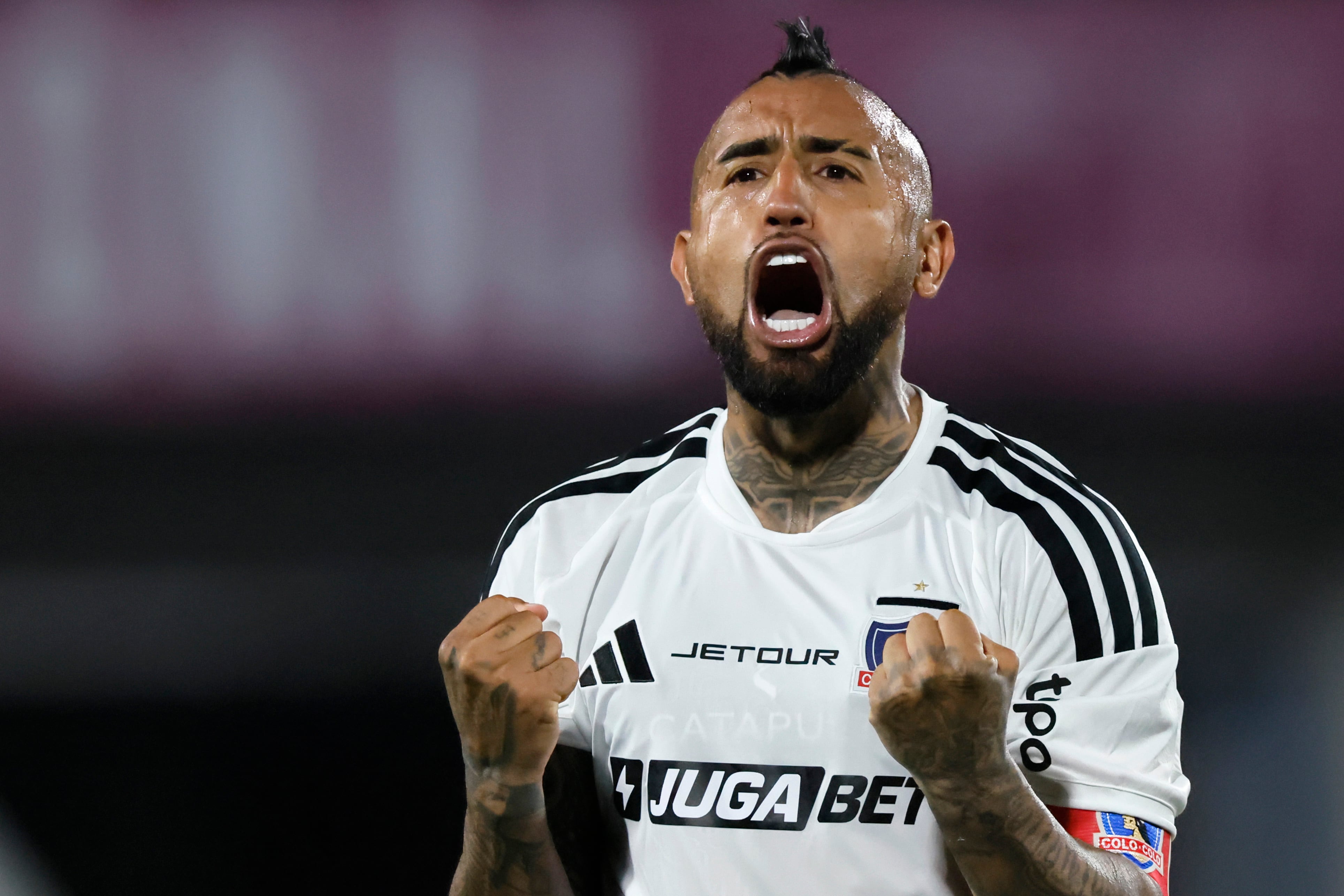 “Es muy cercano a Messi…”: advierten que Arturo Vidal podría cambiar Colo Colo por el Inter Miami