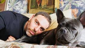 "Jamás hubiese entregado al Bo (uno de sus perros) ni siquiera cuchillo mediante... Lo miré a la cara y le dije 'vas a tener que pasar por encima mío primero'", afirma José Antonio Neme tras asalto para robarle a sus mascotas