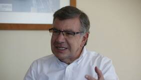 Las dos teorías de Lavín para explicar por qué Hermes Soto no renunció