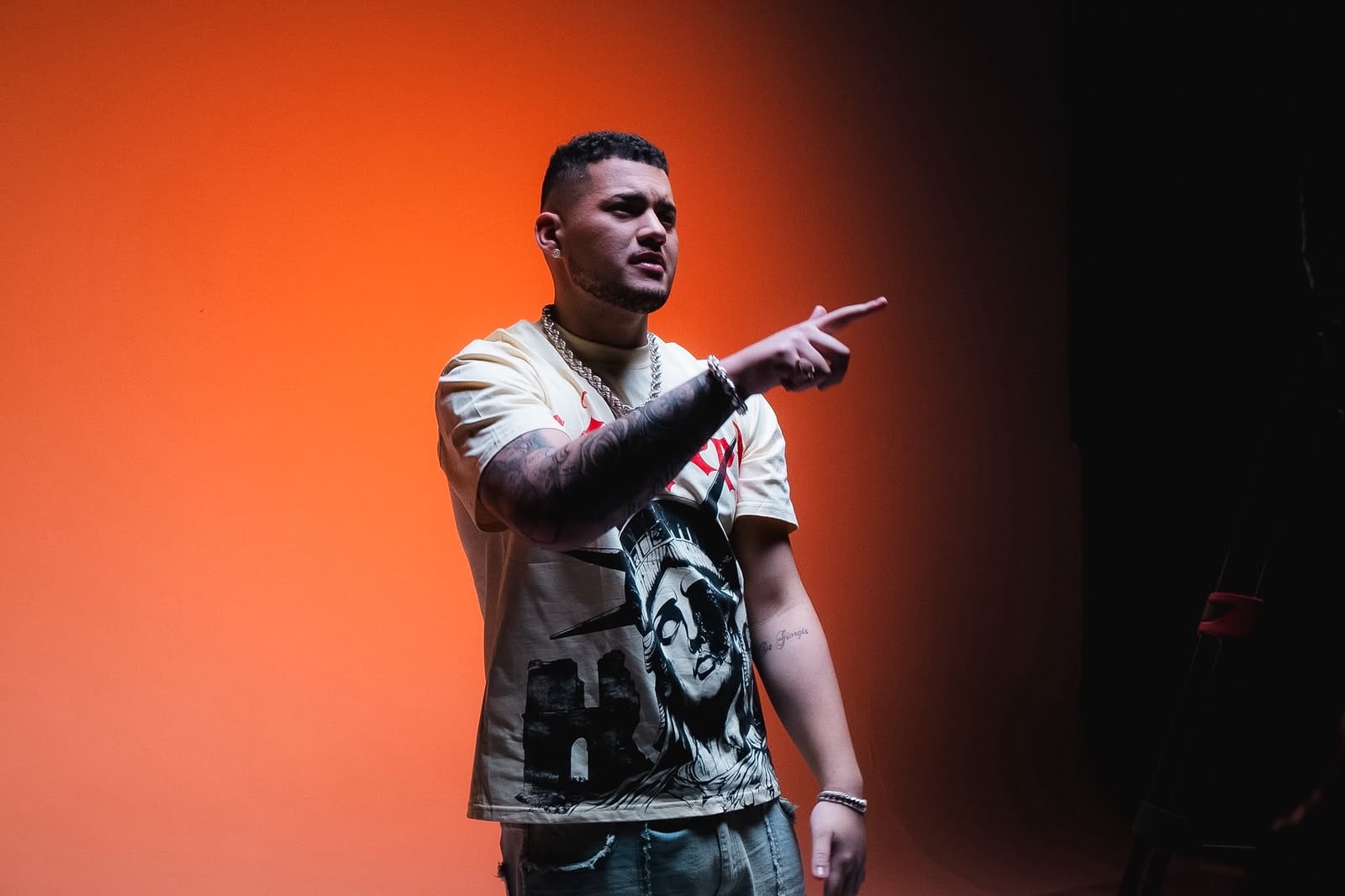 El Rele presenta su nuevo single: “Hasta que la muerte nos separe”