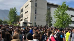 Desalojan sedes educacionales de San Carlos de Apoquindo por aviso de bomba