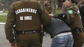 Lo pillaron con bidón y fósforos usados: la cobarde reacción de pirómano de 63 años que atraparon en Perquenco