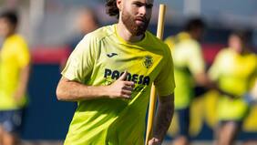 “Un tronco” y “es malísimo”: hinchas del Villarreal pierden la paciencia y destrozan a Ben Brereton