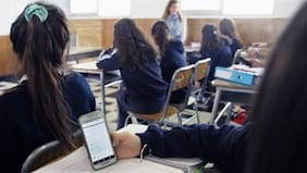 Senado aprueba prohibición de celulares en todos los niveles escolares desde 2026