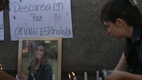 “Descansa en paz”: se realizó emotiva despedida a Anahí Espíndola