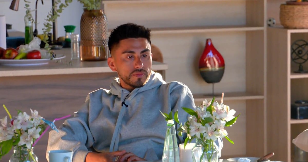 KANELA REVELA DISTANCIA CON SU HIJA MENOR