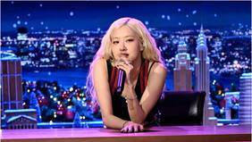 Photobooth de Rosé en Santiago: ¿Cuándo y dónde será el evento gratuito?