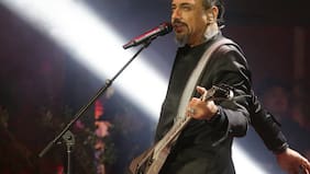 El desgarrador mensaje de Claudio Valenzuela en concierto de Lucybell en Olmué: se quebró al recordar crítico momento de su hija