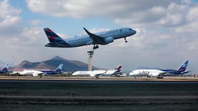 Proyecto de ley busca bajar precios de los pasajes de avión a habitantes de zonas extremas