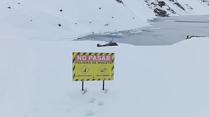 Avalancha en la Laguna del Inca: revelan identidad de dos víctimas fatales mientras la tercera aún no es rescatada