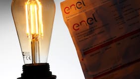 ¿Cómo denunciar un cobro excesivo en la cuenta de la luz?