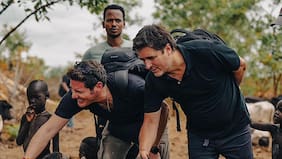 El último encuentro de Toni Espadas junto a Pancho Saavedra y Zabaleta con la tribu Mursi