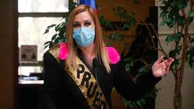 Jiles: una no es ninguna, y dos tampoco. Va por tercer retiro de la AFP