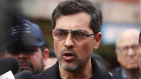 Sacaron cuchillo y lo abordaron en plena calle: Detienen a líder de grupo que amenazó de muerte al alcalde de Recoleta