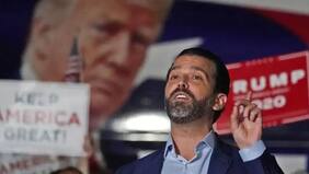 El hijo de Donald Trump vendió poleras con el lema: "Las armas no matan a la gente, Alec Baldwin mata a la gente"