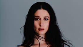 Francisca Valenzuela presentará su nuevo disco con una gira internacional: Cuándo y donde tocará en Chile