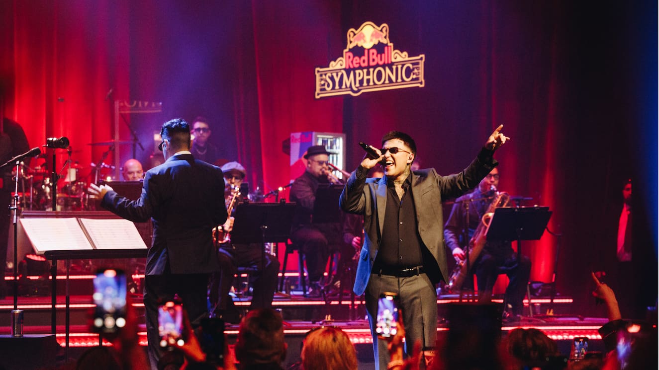 Estrenan documental del concierto sinfónico de Pablo Chill-E: así se preparó el histórico show