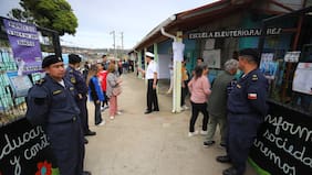 Fiscalía y Carabineros buscan al autor del falso aviso de bomba en local de votación de Valparaíso