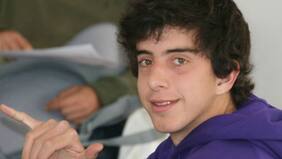 Rescatan a joven desde cerro de La Dehesa: abandonó su casa por "problemas universitarios"